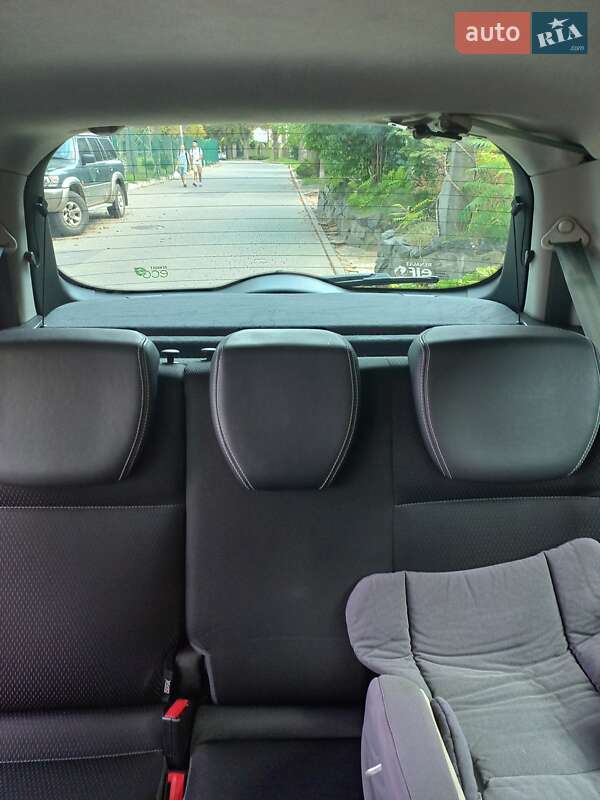 Хэтчбек Renault Modus 2010 в Львове
