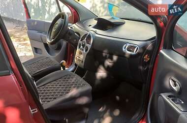 Хэтчбек Renault Modus 2009 в 