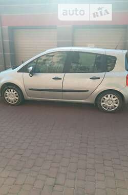Хетчбек Renault Modus 2007 в 