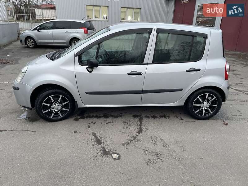 Хэтчбек Renault Modus 2007 в Кривом Роге