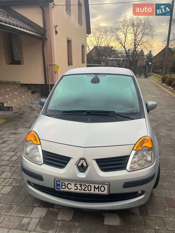 Хэтчбек Renault Modus 2005 в Львове
