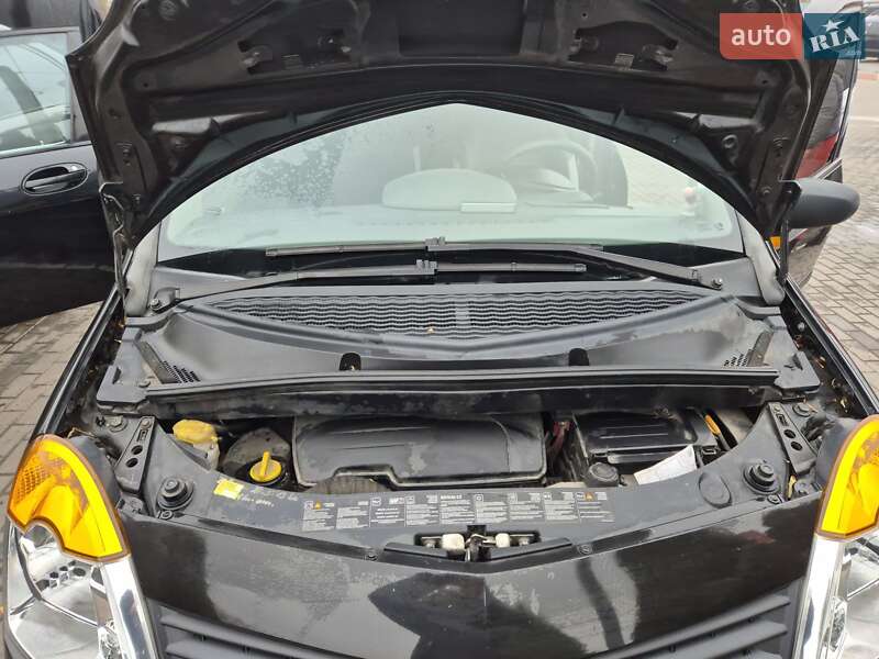 Хэтчбек Renault Modus 2006 в Виннице
