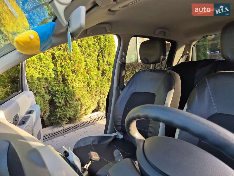 Хэтчбек Renault Modus 2006 в Виннице