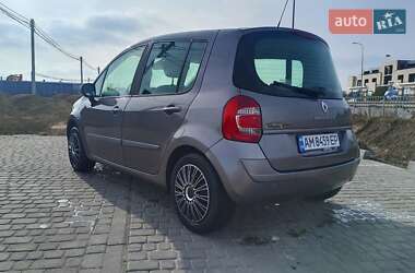 Хэтчбек Renault Modus 2009 в 