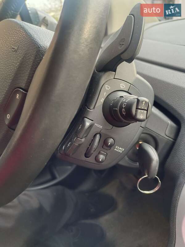 Хэтчбек Renault Modus 2009 в Львове