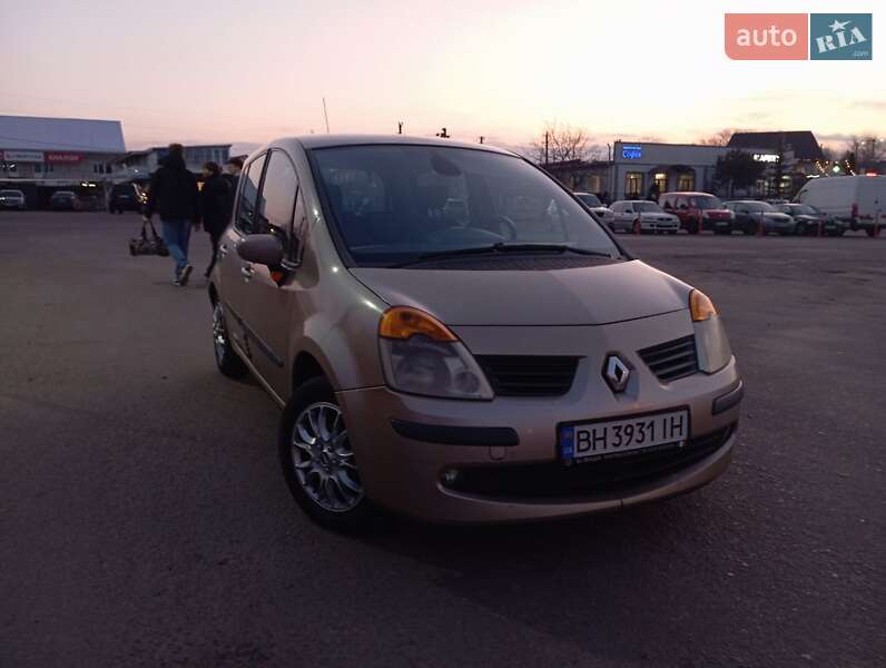 Хэтчбек Renault Modus 2005 в Светловодске фото 6 Хэтчбек Renault Modus 2005 в Светловодске