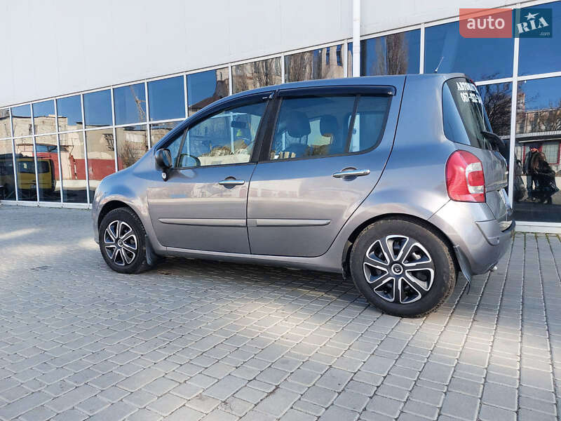 Хэтчбек Renault Modus 2009 в Одессе