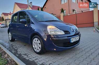 Хэтчбек Renault Modus 2009 в 