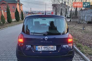 Хэтчбек Renault Modus 2009 в 