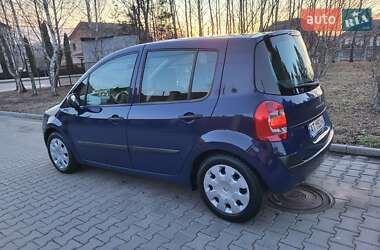 Хэтчбек Renault Modus 2009 в 