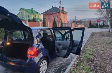 Хэтчбек Renault Modus 2009 в 