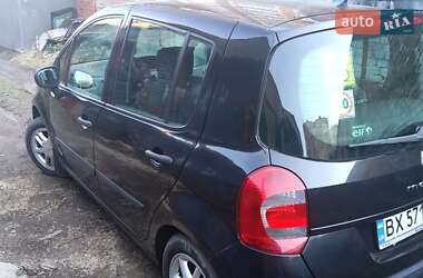 Хэтчбек Renault Modus 2009 в 