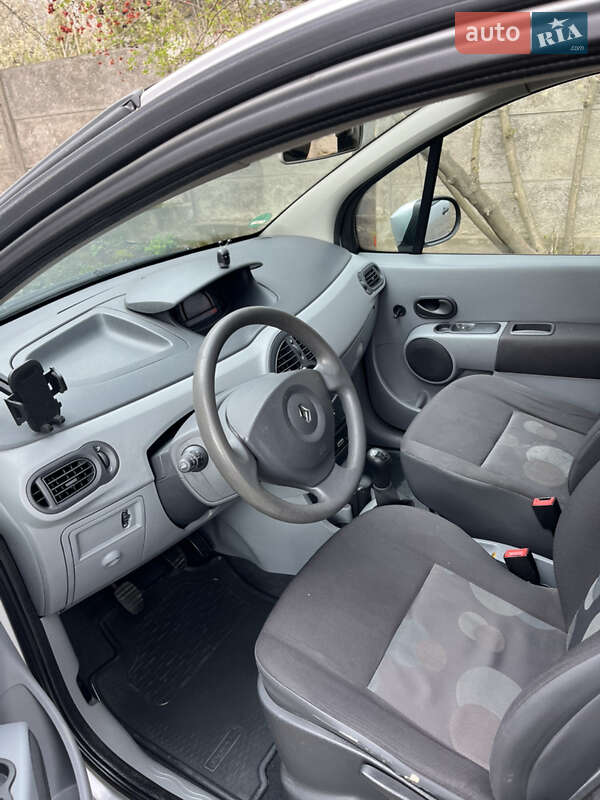 Хэтчбек Renault Modus 2008 в Черновцах