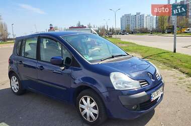 Хэтчбек Renault Modus 2010 в 