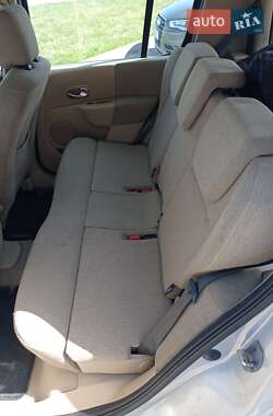 Хэтчбек Renault Modus 2006 в 
