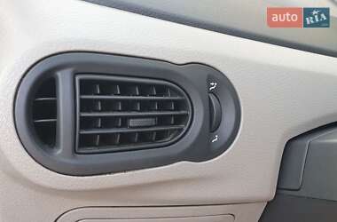 Хетчбек Renault Modus 2006 в 