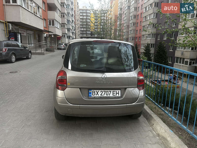 Хэтчбек Renault Modus 2010 в Хмельницком