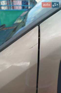 Хэтчбек Renault Modus 2005 в 