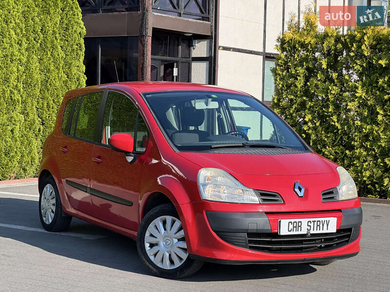 Хэтчбек Renault Modus 2012 в 