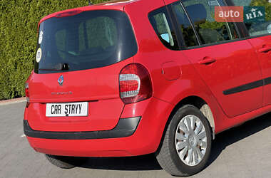 Хэтчбек Renault Modus 2012 в 