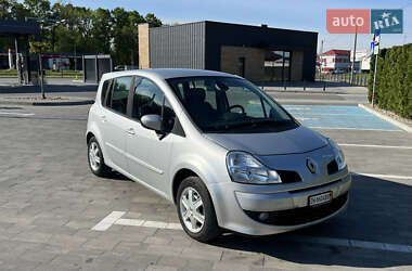 Хетчбек Renault Modus 2009 в 