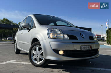 Хетчбек Renault Modus 2009 в 