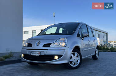 Хетчбек Renault Modus 2009 в 