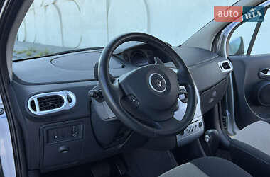 Хетчбек Renault Modus 2009 в 