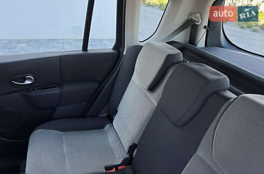 Хетчбек Renault Modus 2009 в 