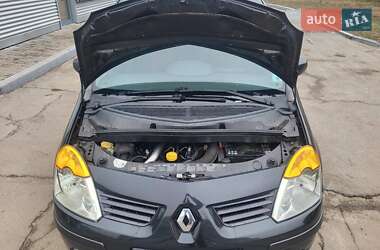 Хетчбек Renault Modus 2006 в 