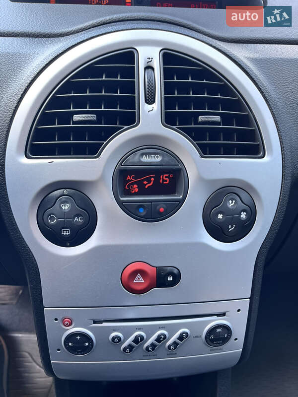 Хэтчбек Renault Modus 2008 в Луцке