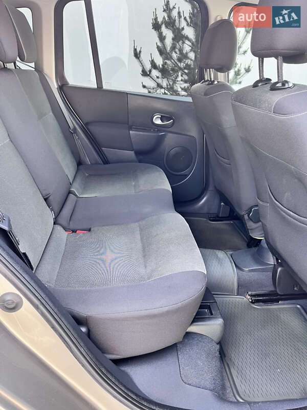 Хэтчбек Renault Modus 2008 в Луцке