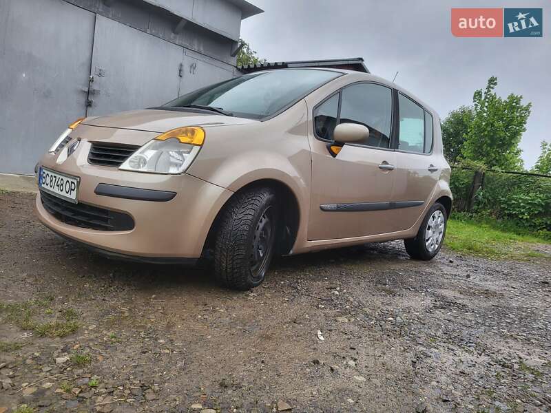 Хэтчбек Renault Modus 2004 в 