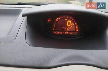 Хэтчбек Renault Modus 2004 в 