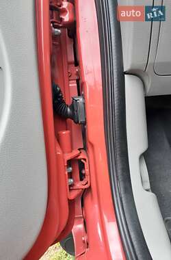 Хэтчбек Renault Modus 2006 в 