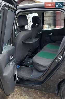 Хэтчбек Renault Modus 2009 в 