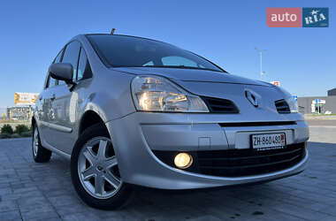 Хэтчбек Renault Modus 2009 в 