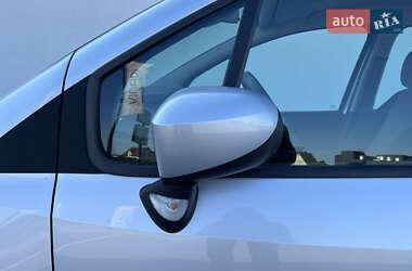 Хэтчбек Renault Modus 2009 в 
