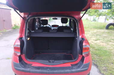 Хэтчбек Renault Modus 2010 в 