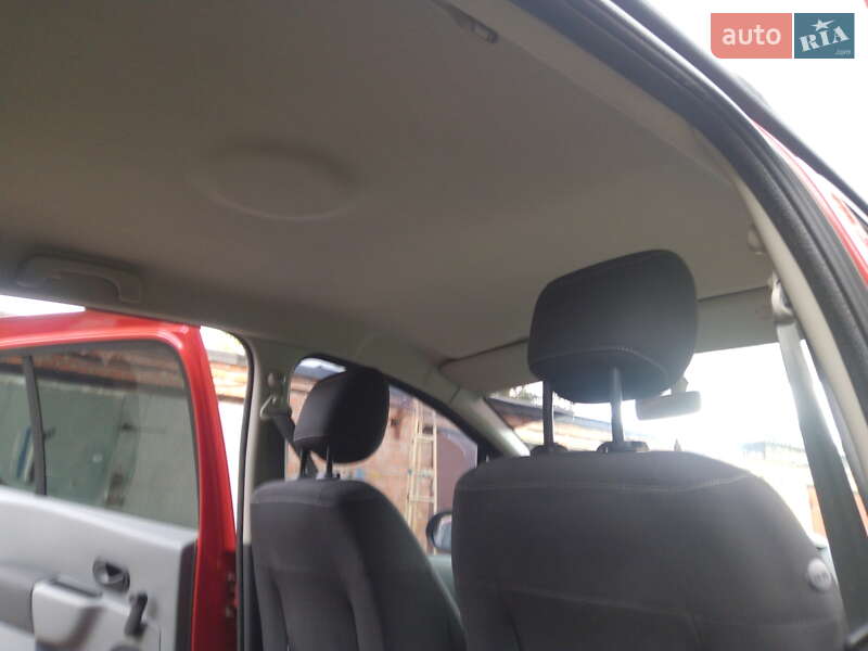 Хэтчбек Renault Modus 2010 в Нежине