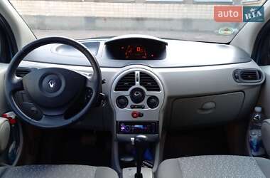 Хэтчбек Renault Modus 2005 в 