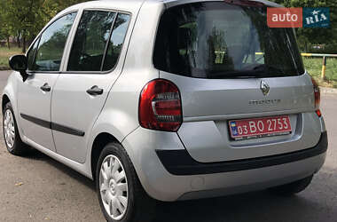 Хэтчбек Renault Modus 2009 в 