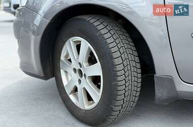 Хэтчбек Renault Modus 2008 в 