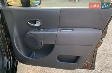 Хэтчбек Renault Modus 2009 в 