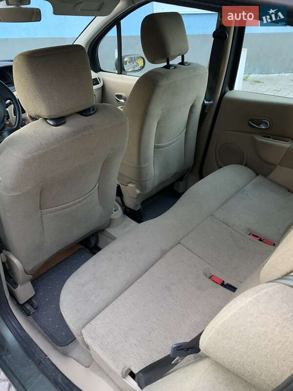 Хетчбек Renault Modus 2005 в Володимирі