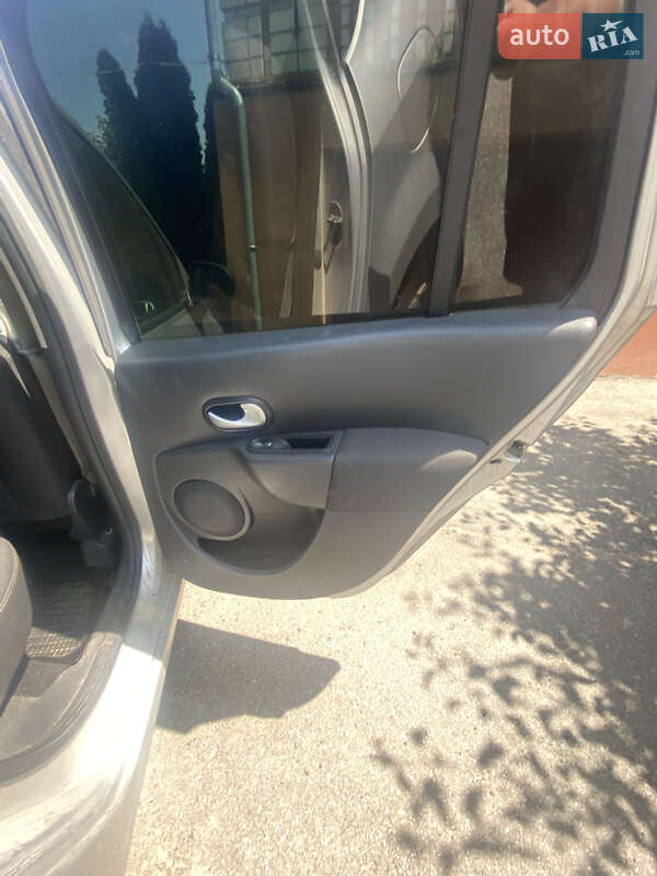 Хэтчбек Renault Modus 2011 в Виннице