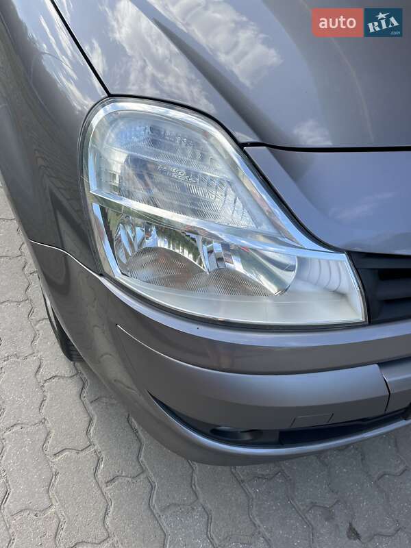 Хэтчбек Renault Modus 2007 в Ровно