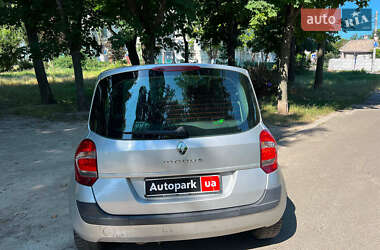 Хетчбек Renault Modus 2009 в 