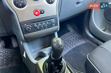 Хетчбек Renault Modus 2009 в 