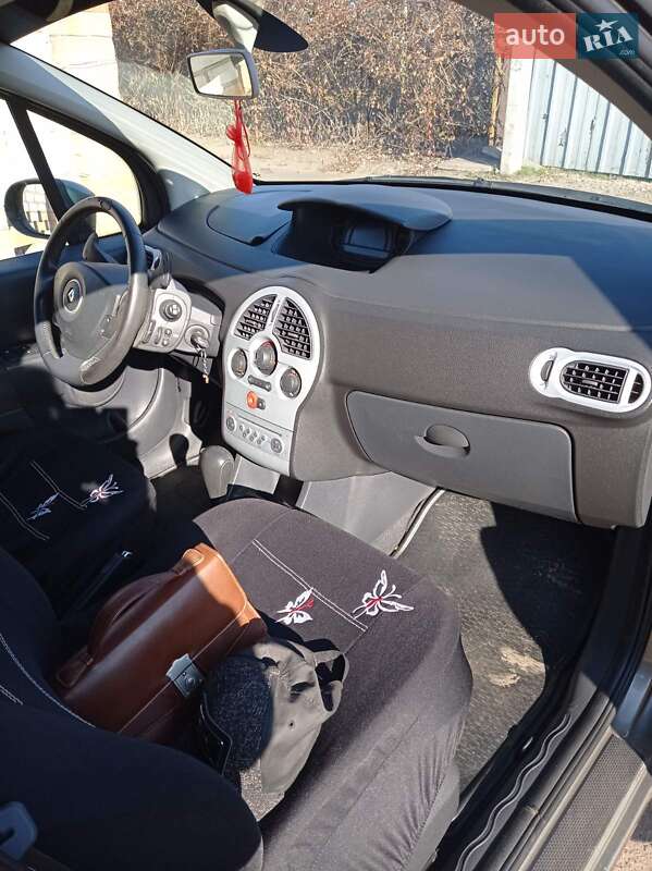 Хэтчбек Renault Modus 2008 в Кривом Роге